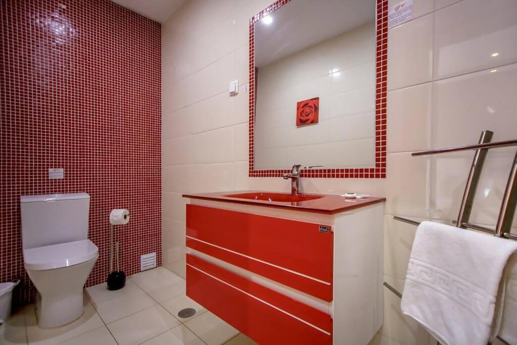 Villa Lux 5br Private Pool In The Marina