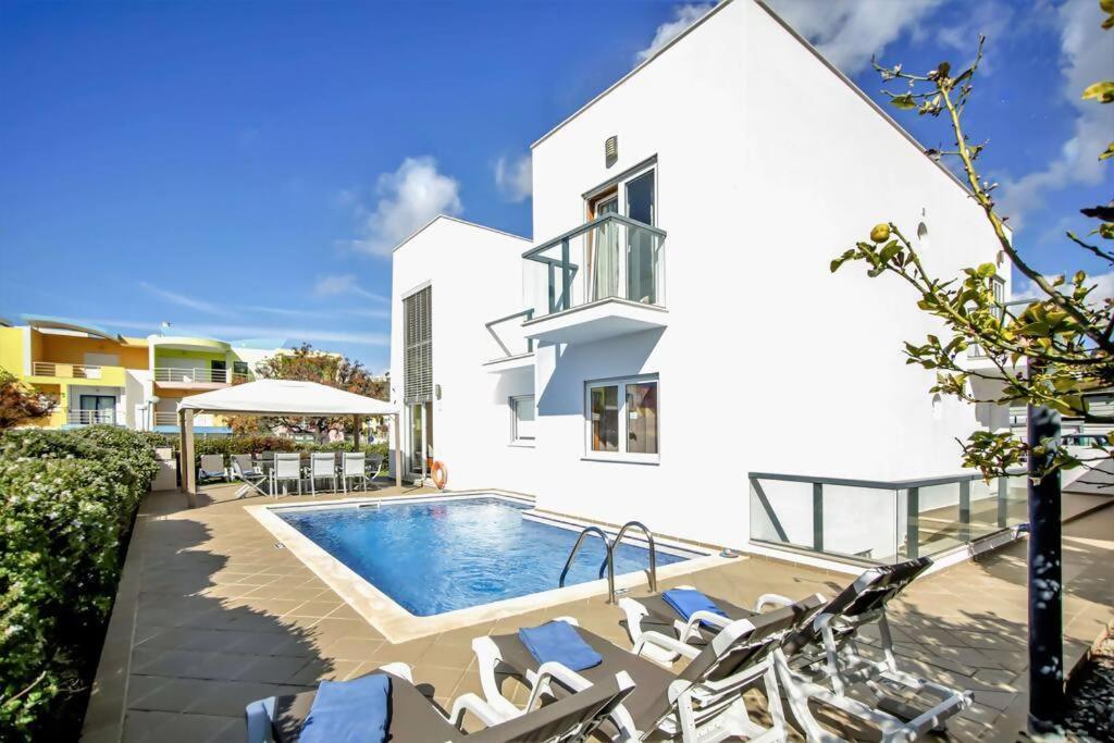 Villa Lux 5br Private Pool In The Marina *